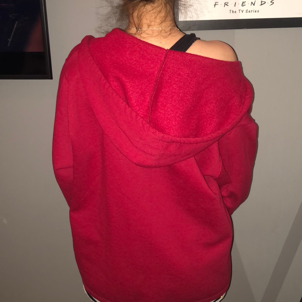 Red jacket - Picture 2 of 2